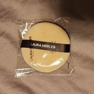 SOLD-Laura Mercier velour puff